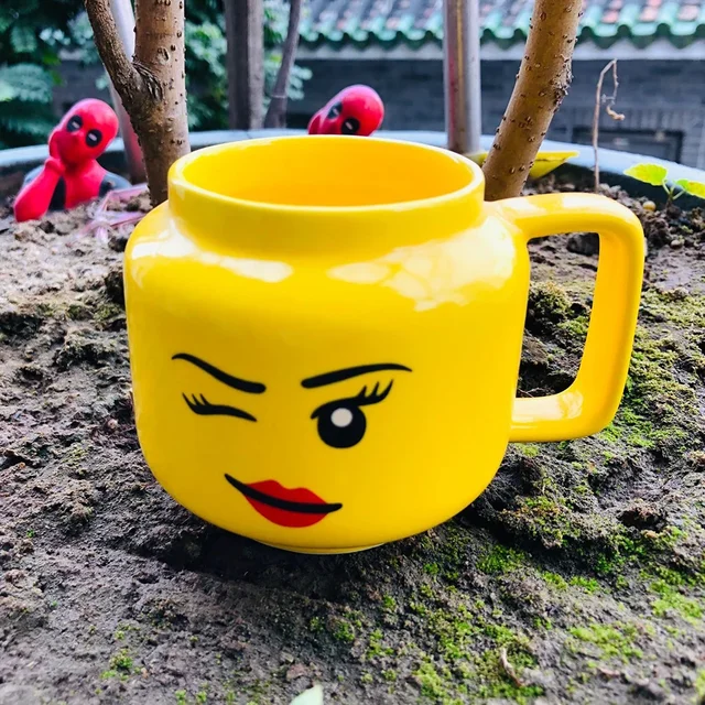 Tasse en céramique femme LEGO - Maison Déco Lumière