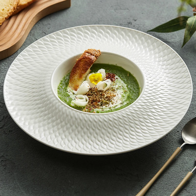 Assiette gaufrée gastronomique en céramique - Maison Déco Lumière