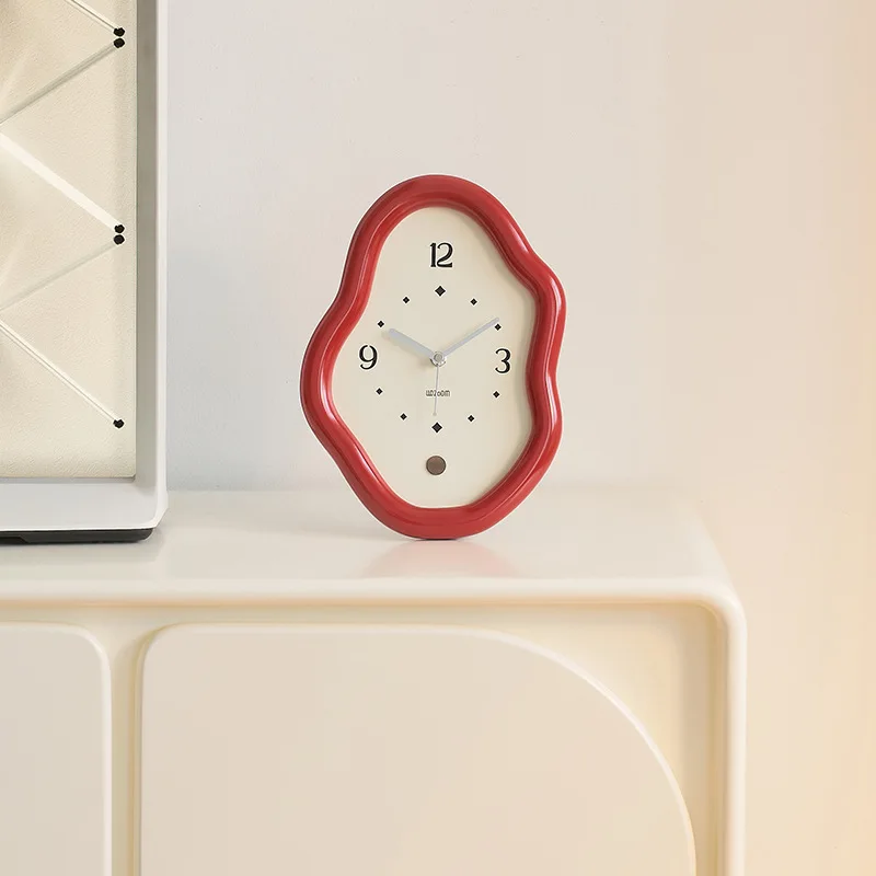 Horloge déformée - Maison Déco Lumière