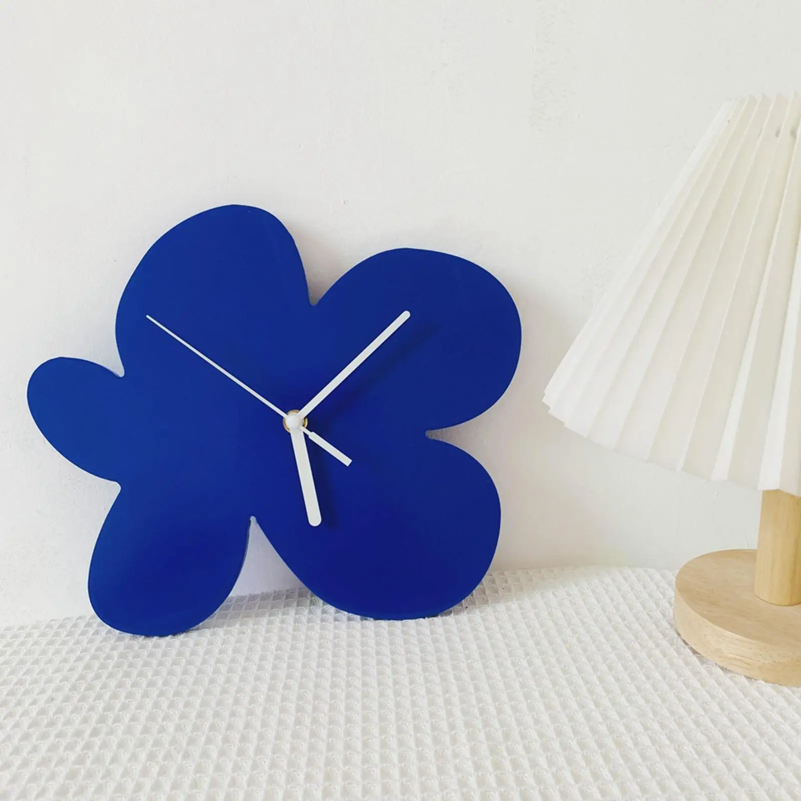 Horloge murale en forme de fleur - Maison Déco Lumière