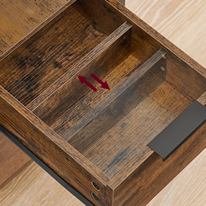 Table d'appoint en bois clair avec multiprise et rangement - Maison Déco Lumière