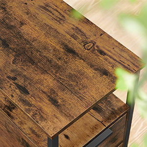 Table d'appoint en bois clair avec multiprise et rangement - Maison Déco Lumière