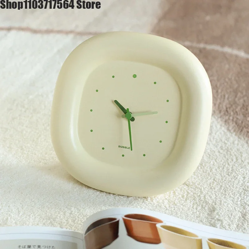 Horloge murale beige à bord épais - Maison Déco Lumière