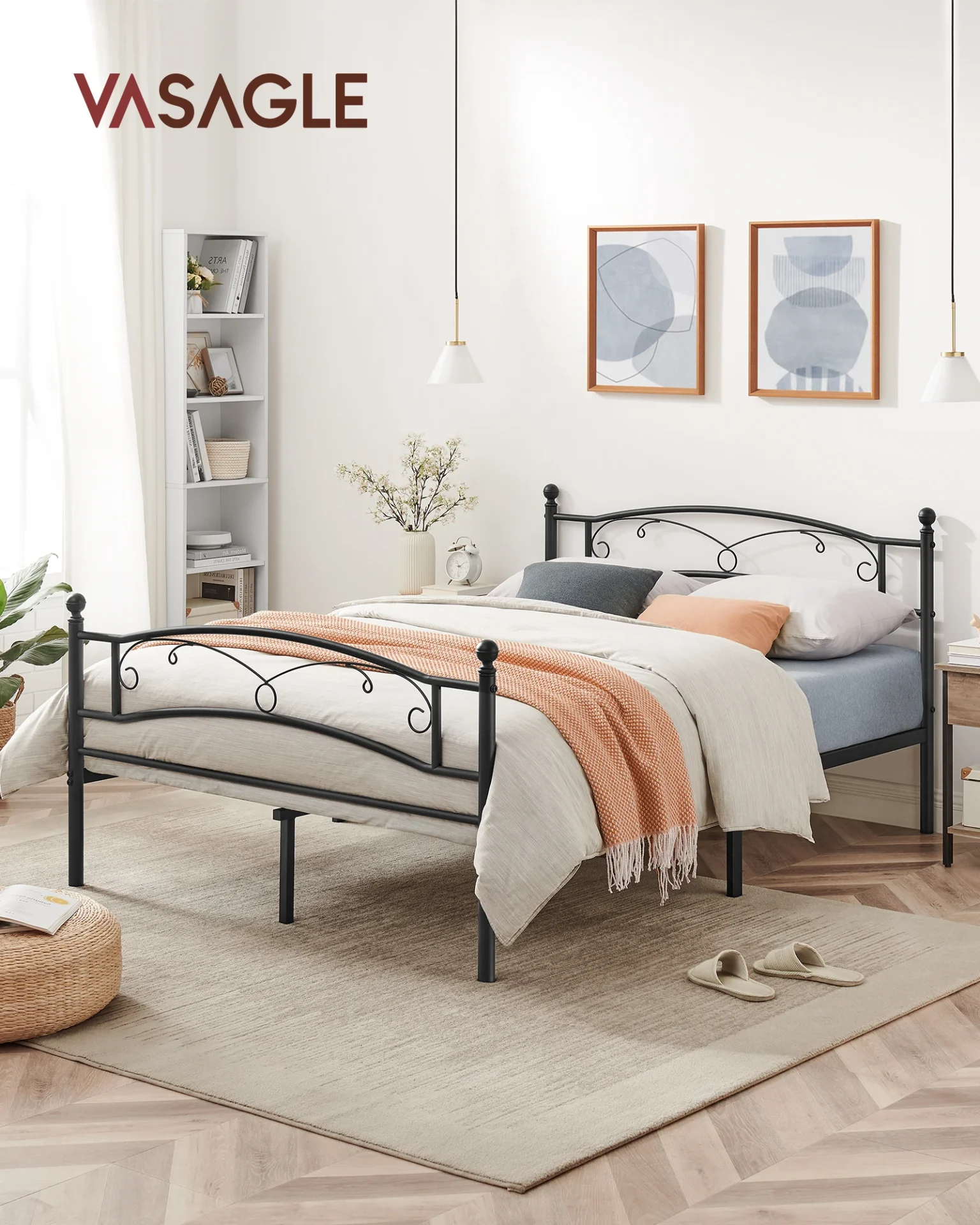 Lit 2 personnes en métal pour Matelas de 140 x 190 cm - Maison Déco Lumière