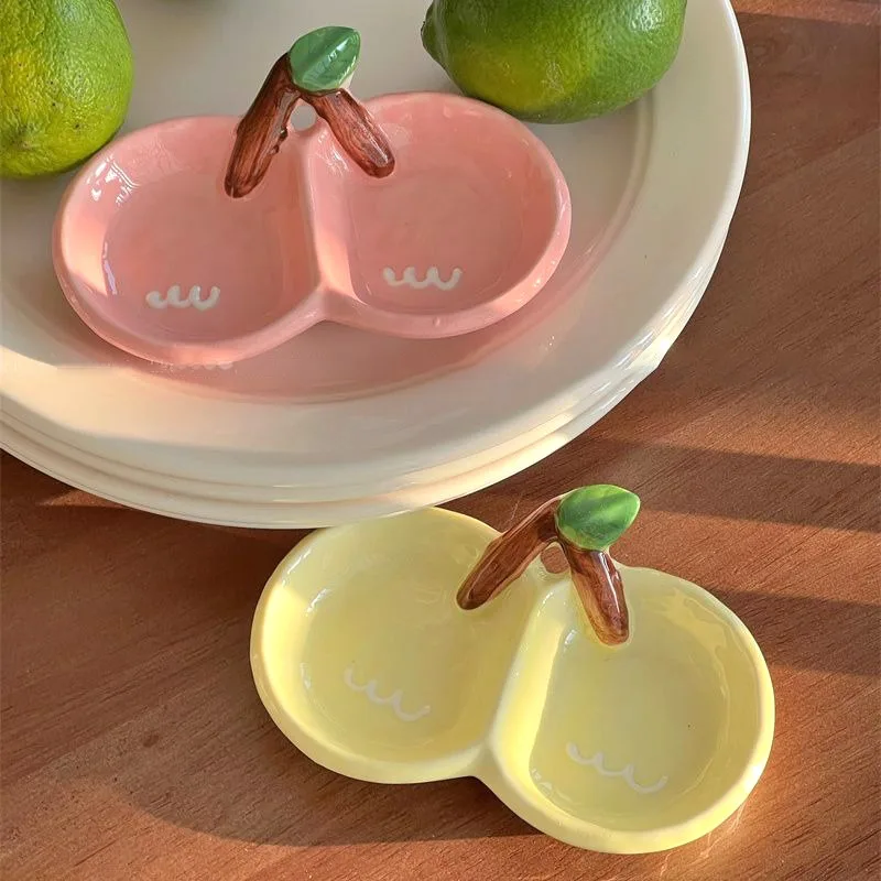 Ramequin céramique en forme de cerise - Maison Déco Lumière
