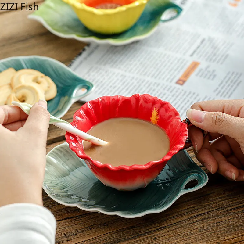 Tasse en céramique en forme de fleur - Maison Déco Lumière