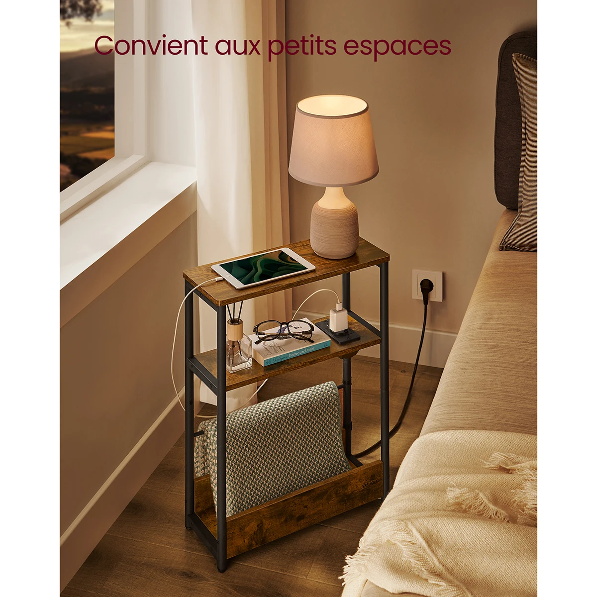 Table d'appoint fine avec multiprise intégrée - Maison Déco Lumière