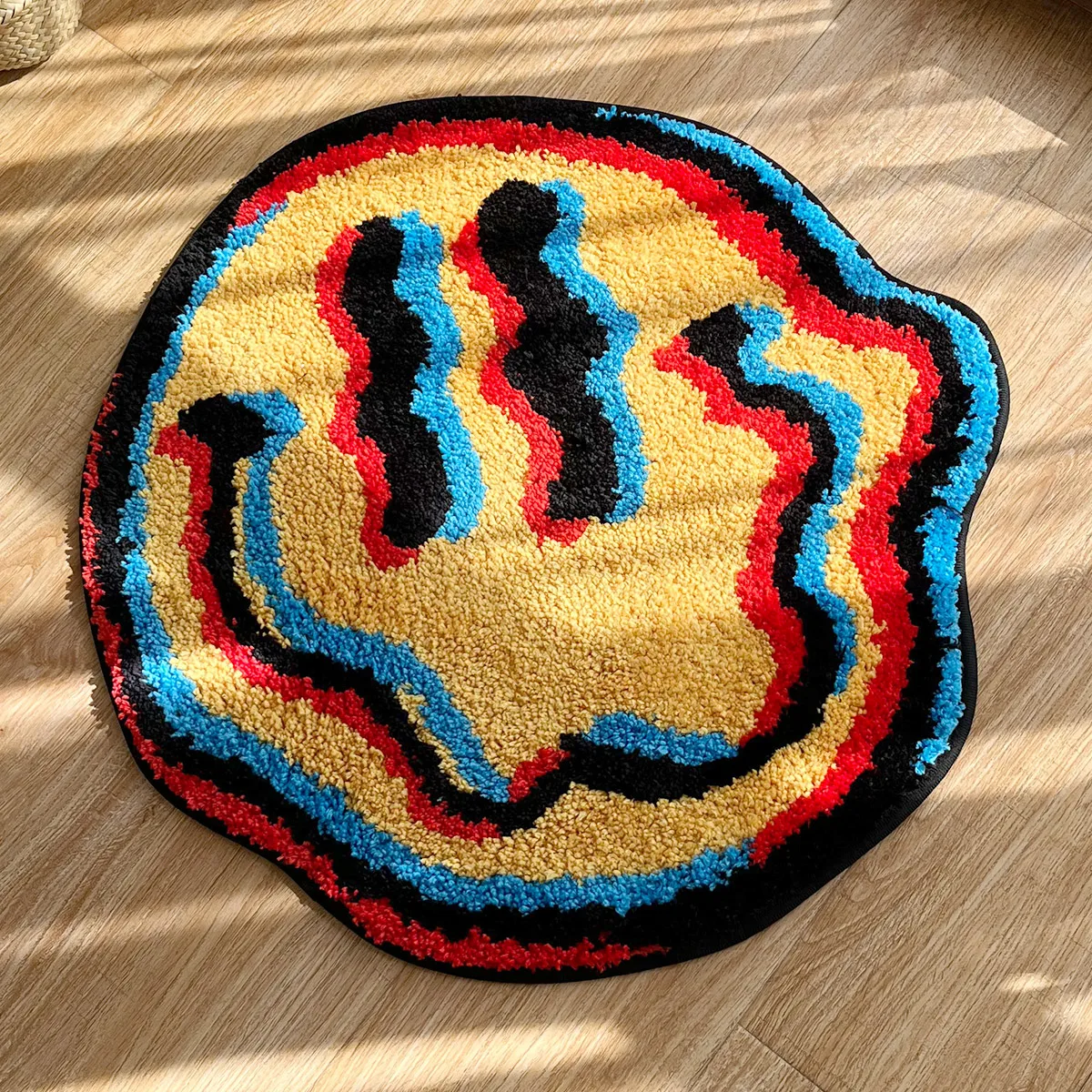 Tapis tufté "Trippy Smiley " - Maison Déco Lumière